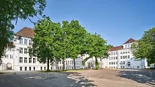 Das Bild ist eine Fotografie der Neuen Oberschule Gröpelingen